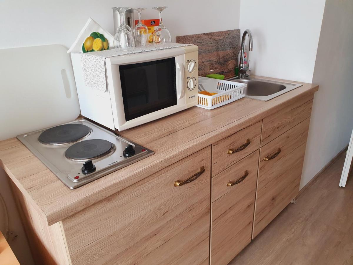 Karmelita Boutique Apartman ショプロン エクステリア 写真
